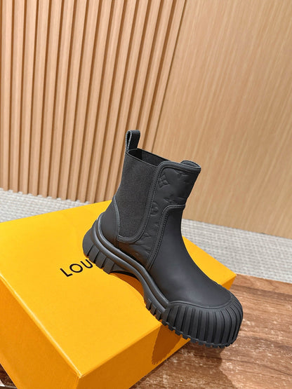 LV Ruby Ankle Boot, Suede Black
