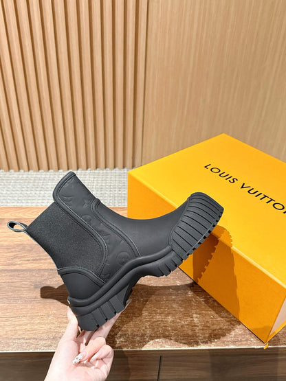 LV Ruby Ankle Boot, Suede Black