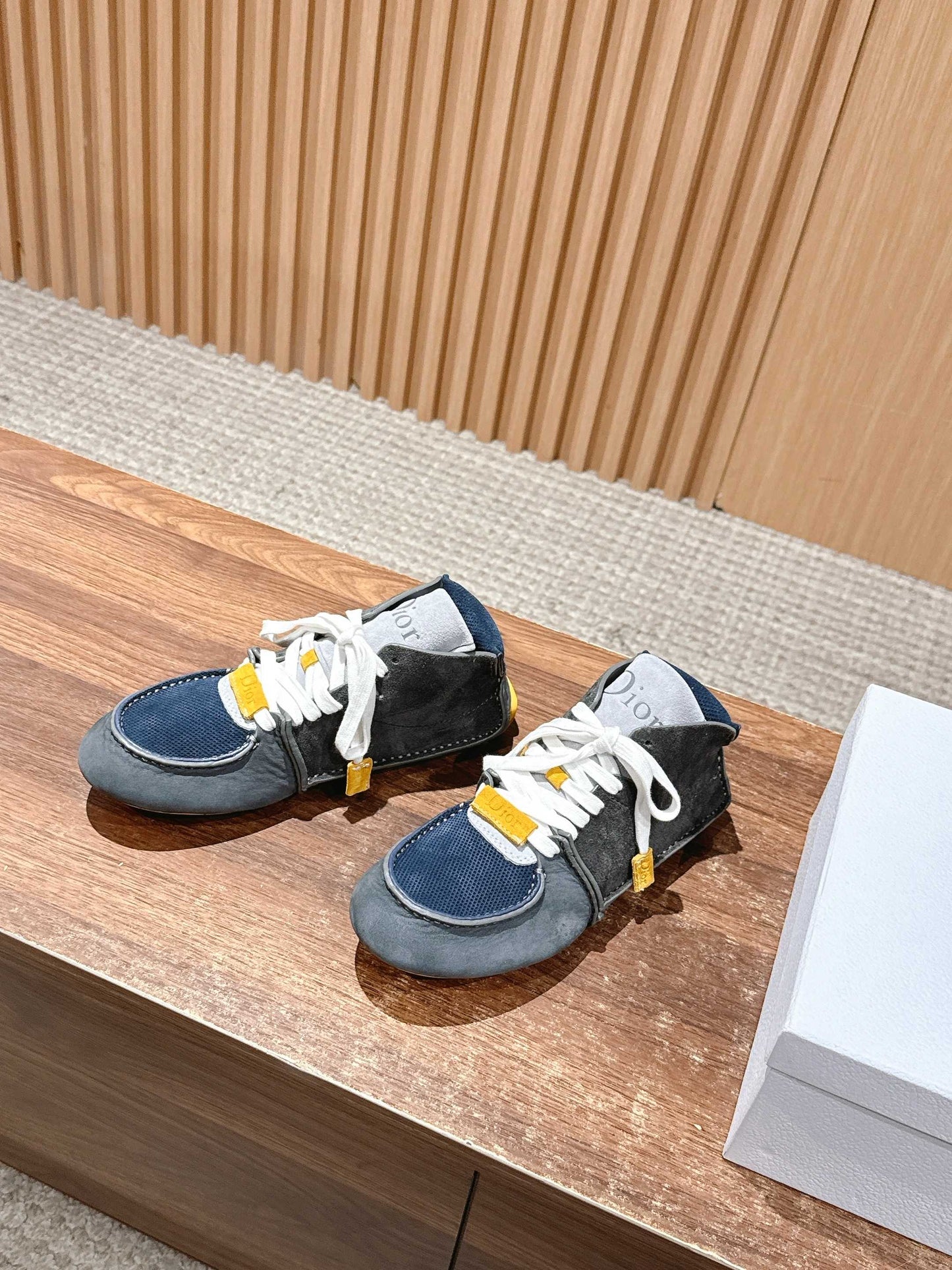 Dior Roadie Sneakers, High-Top 02