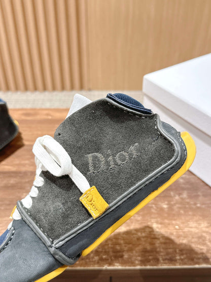 Dior Roadie Sneakers, High-Top 02