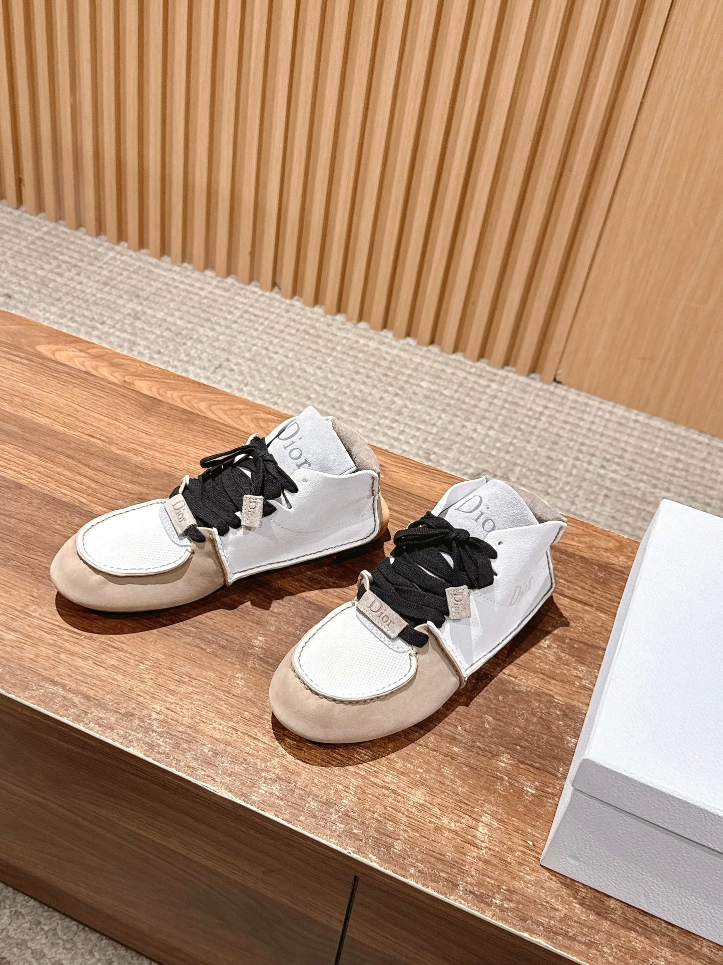 Dior Roadie Sneakers, High-Top 03