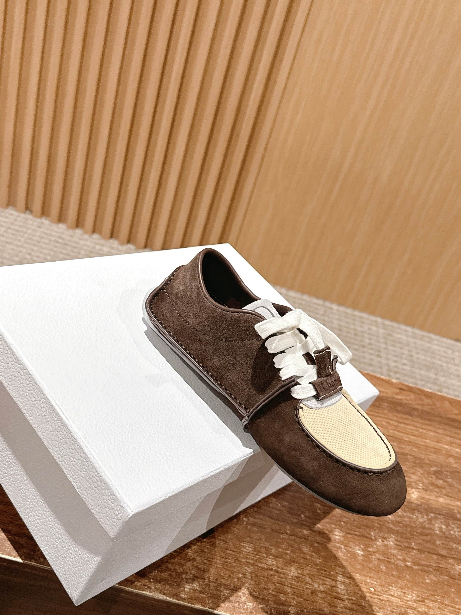 Dior Roadie Sneakers, Low-top 01