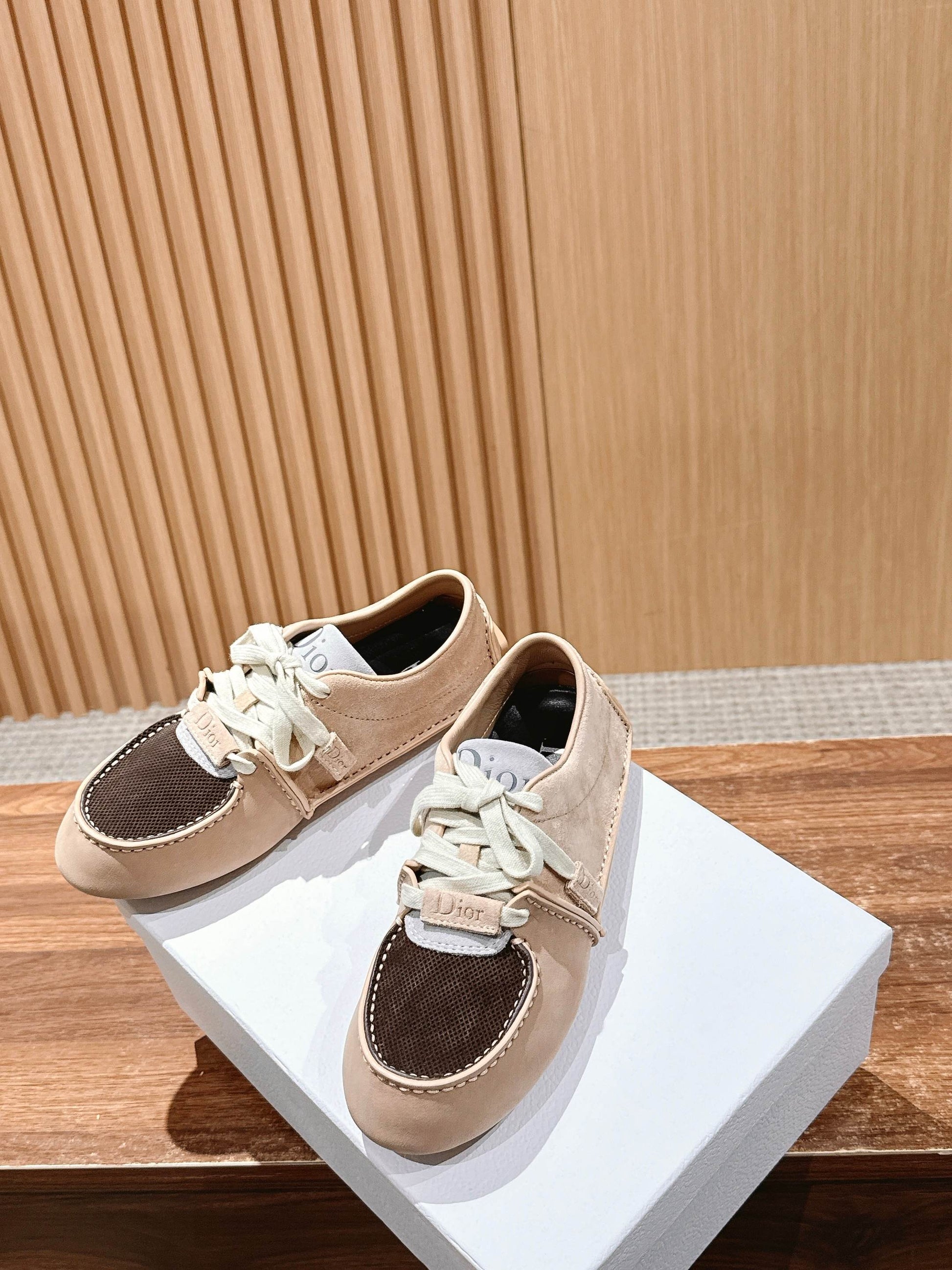 Dior Roadie Sneakers, Low-top 02