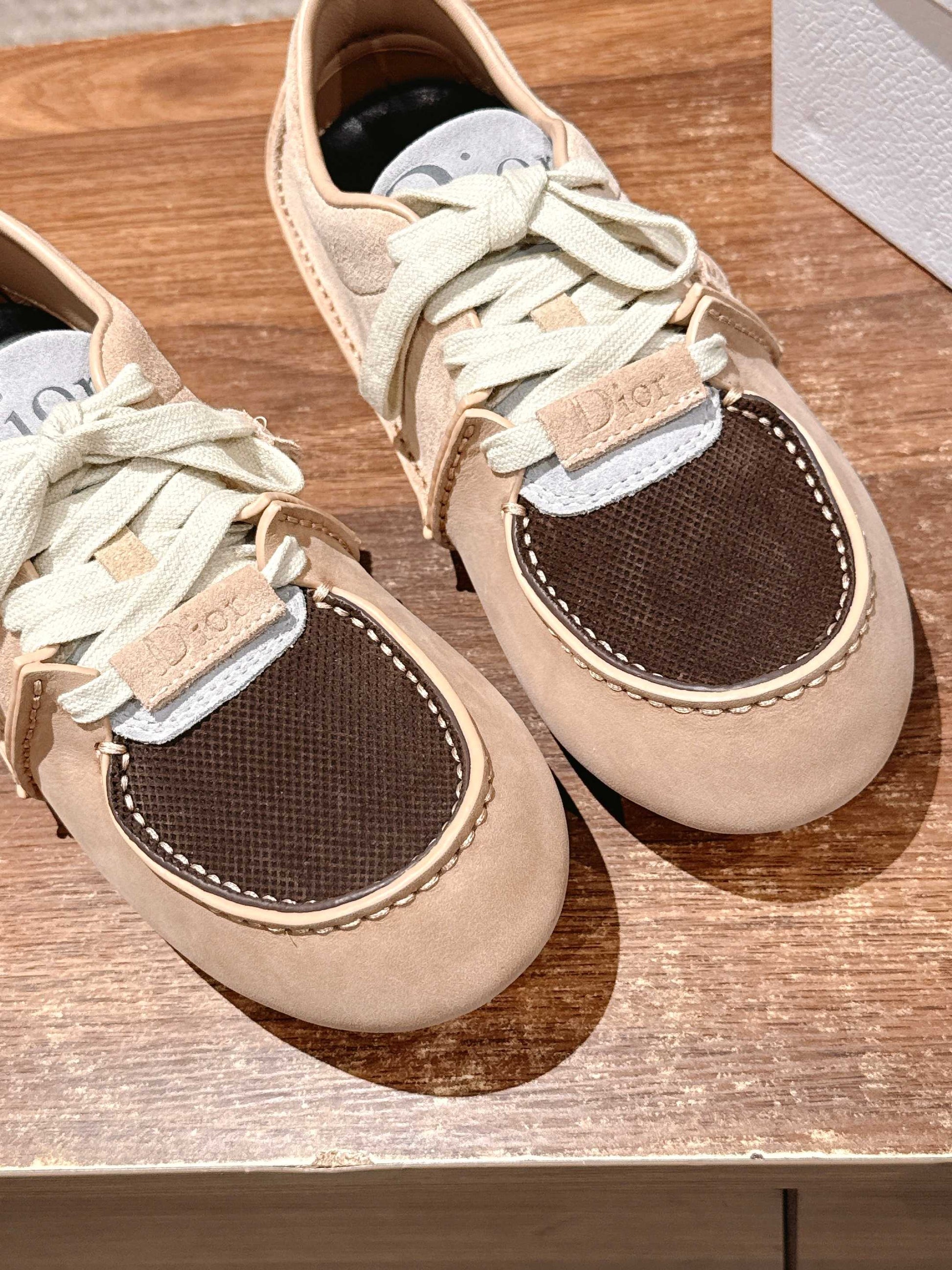 Dior Roadie Sneakers, Low-top 02