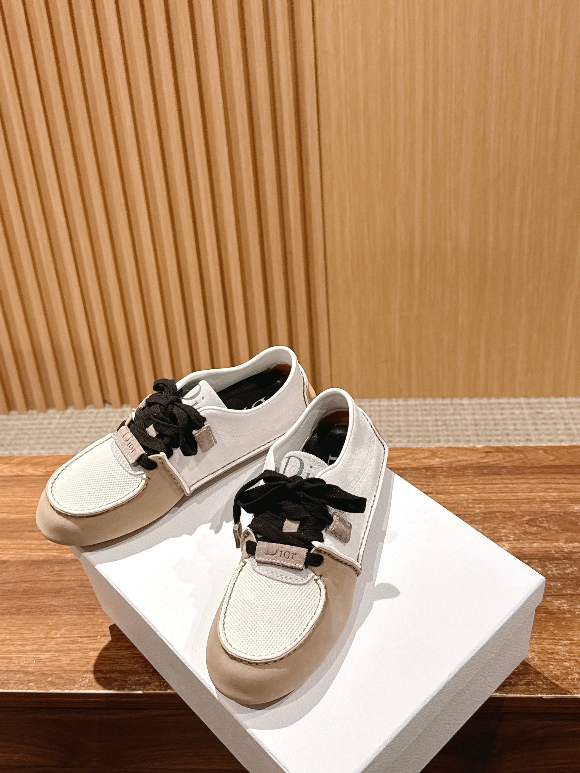 Dior Roadie Sneakers, Low-top 03