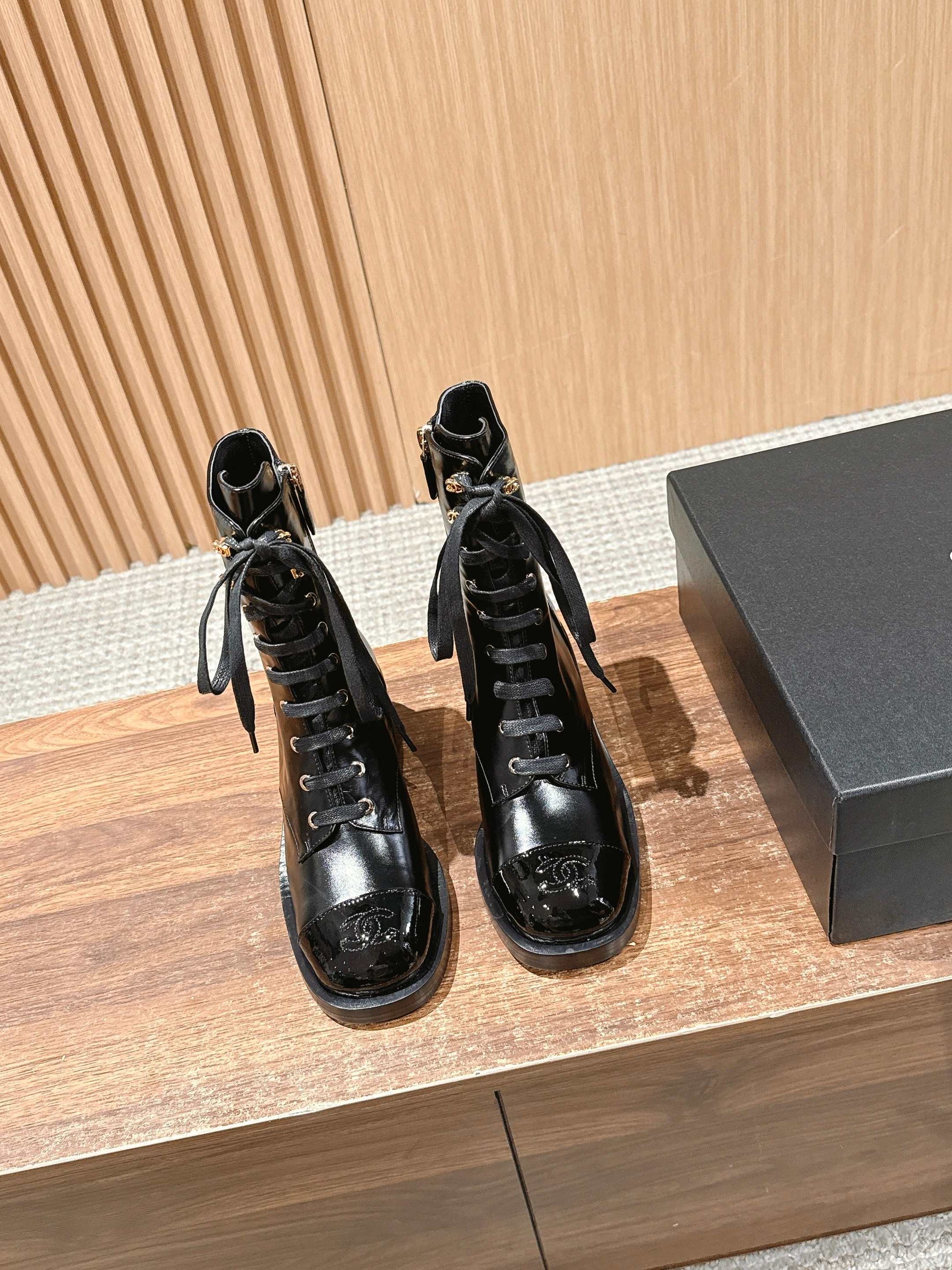 Chanel New Round-Toe Thick-Sole Martin Boots, Classic