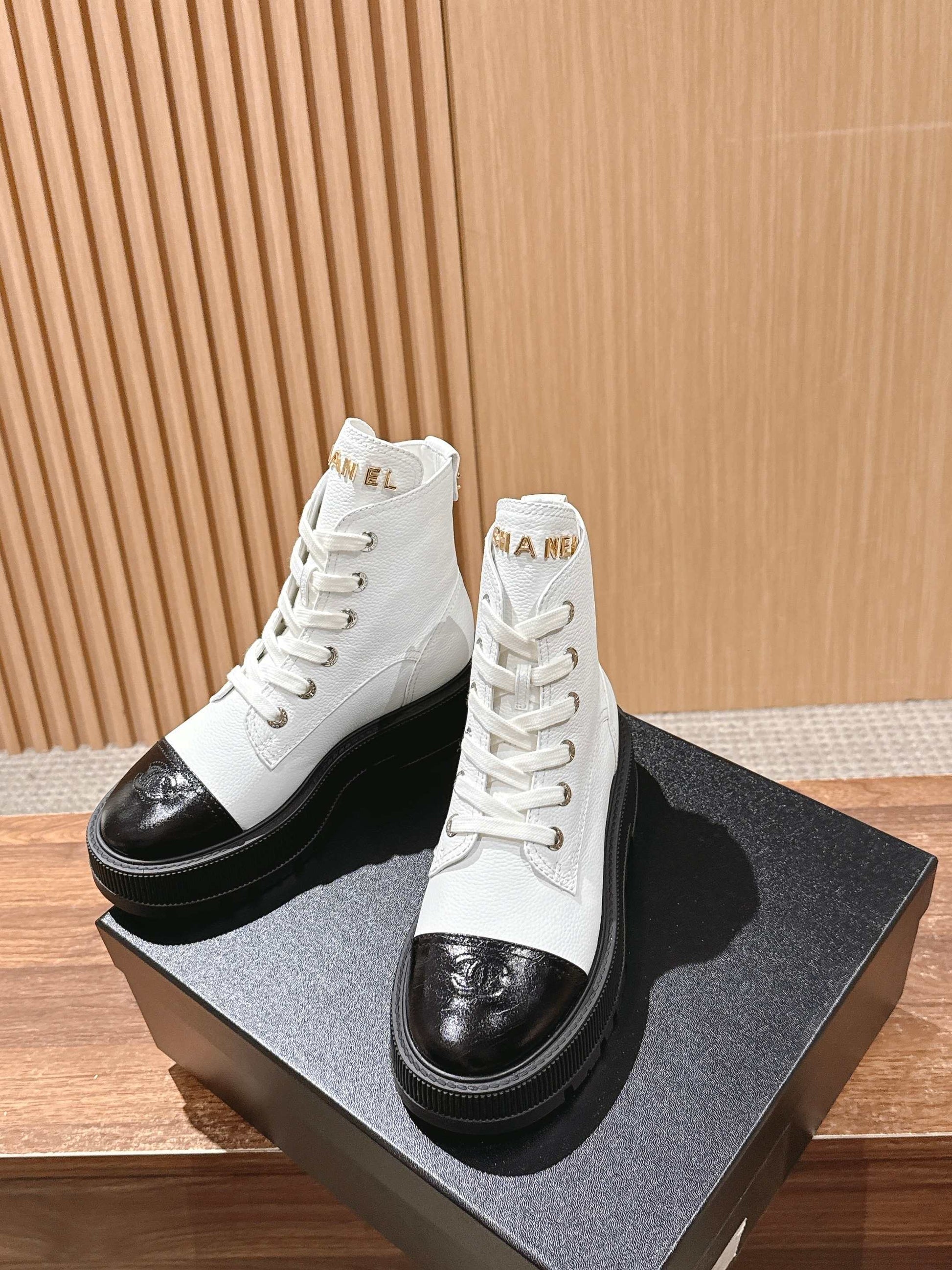 CHANEL Leather Thick-Sole Ankle Boots, White