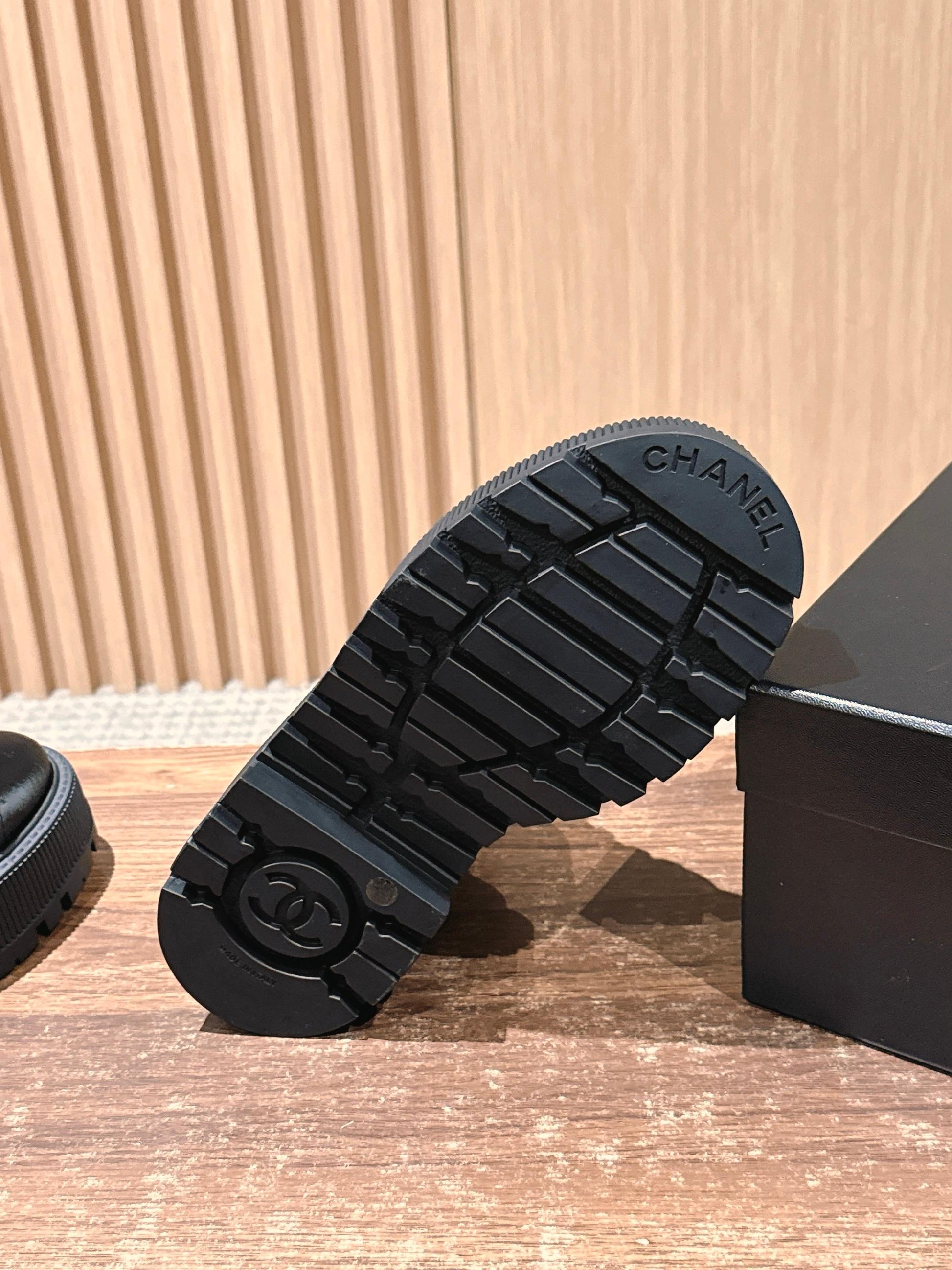 CHANEL Leather Thick-Sole Ankle Boots, White