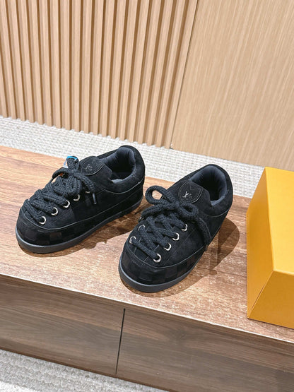 LV Nigo Yeti FW25, Black