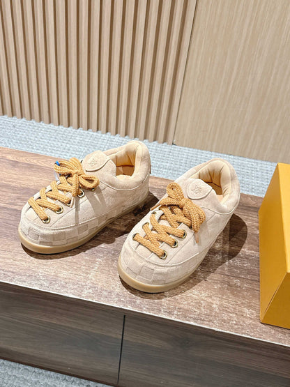 LV Nigo Yeti FW25, Beige