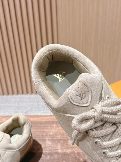 LV Nigo Yeti FW25, Sand