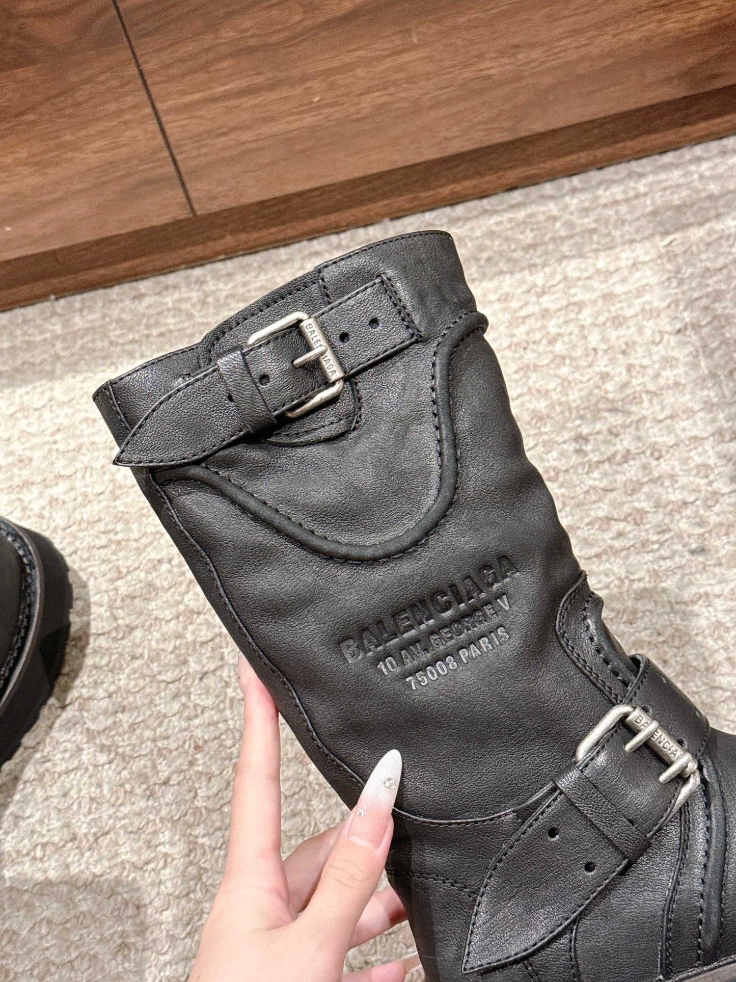 Balenciaga Must-Have for Cool-Girls , Dark-Style Venom Boots