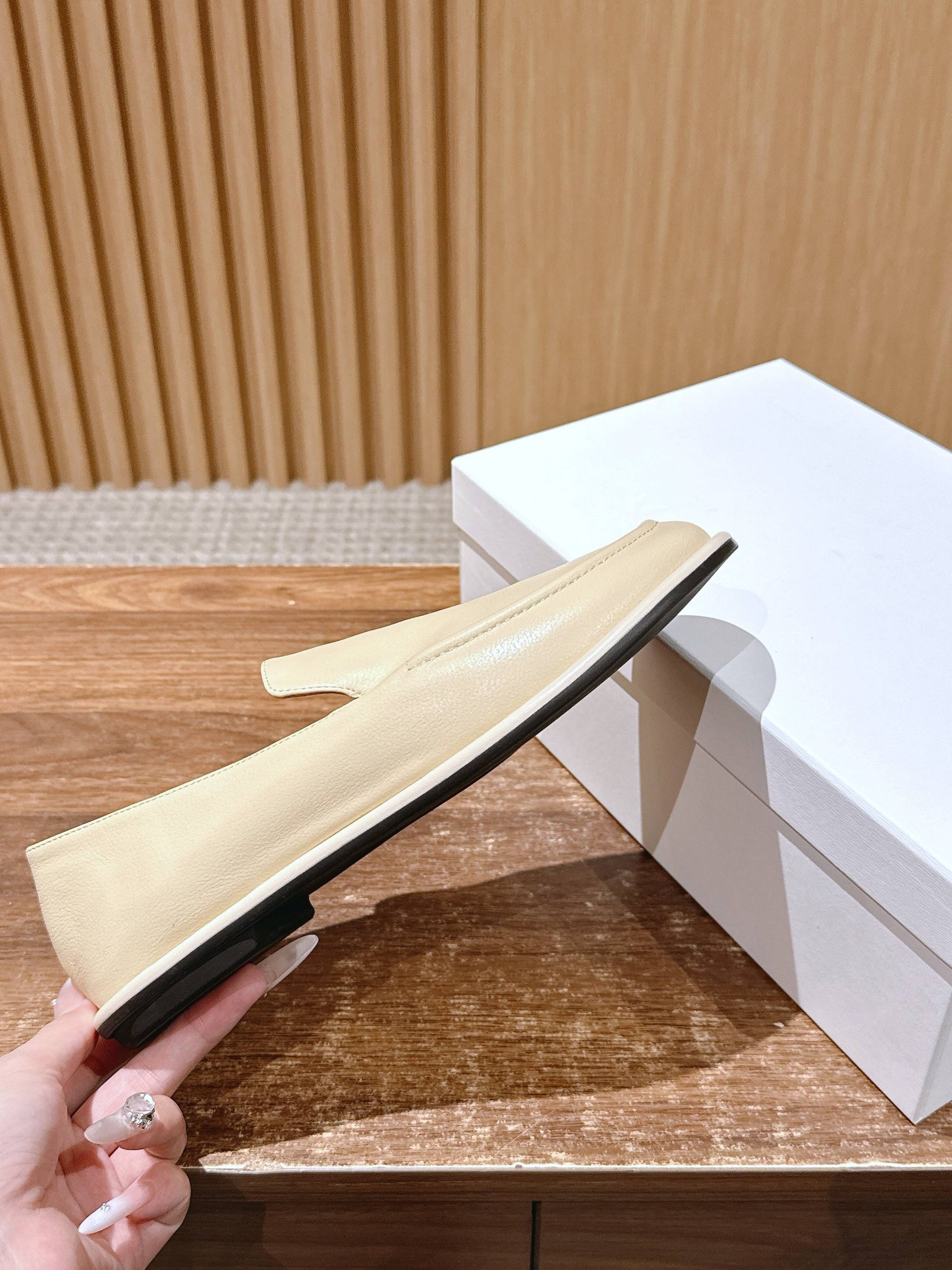 The Row Canal Loafer in Leather, Beige