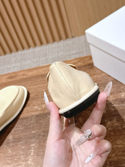 The Row Canal Loafer in Leather, Beige