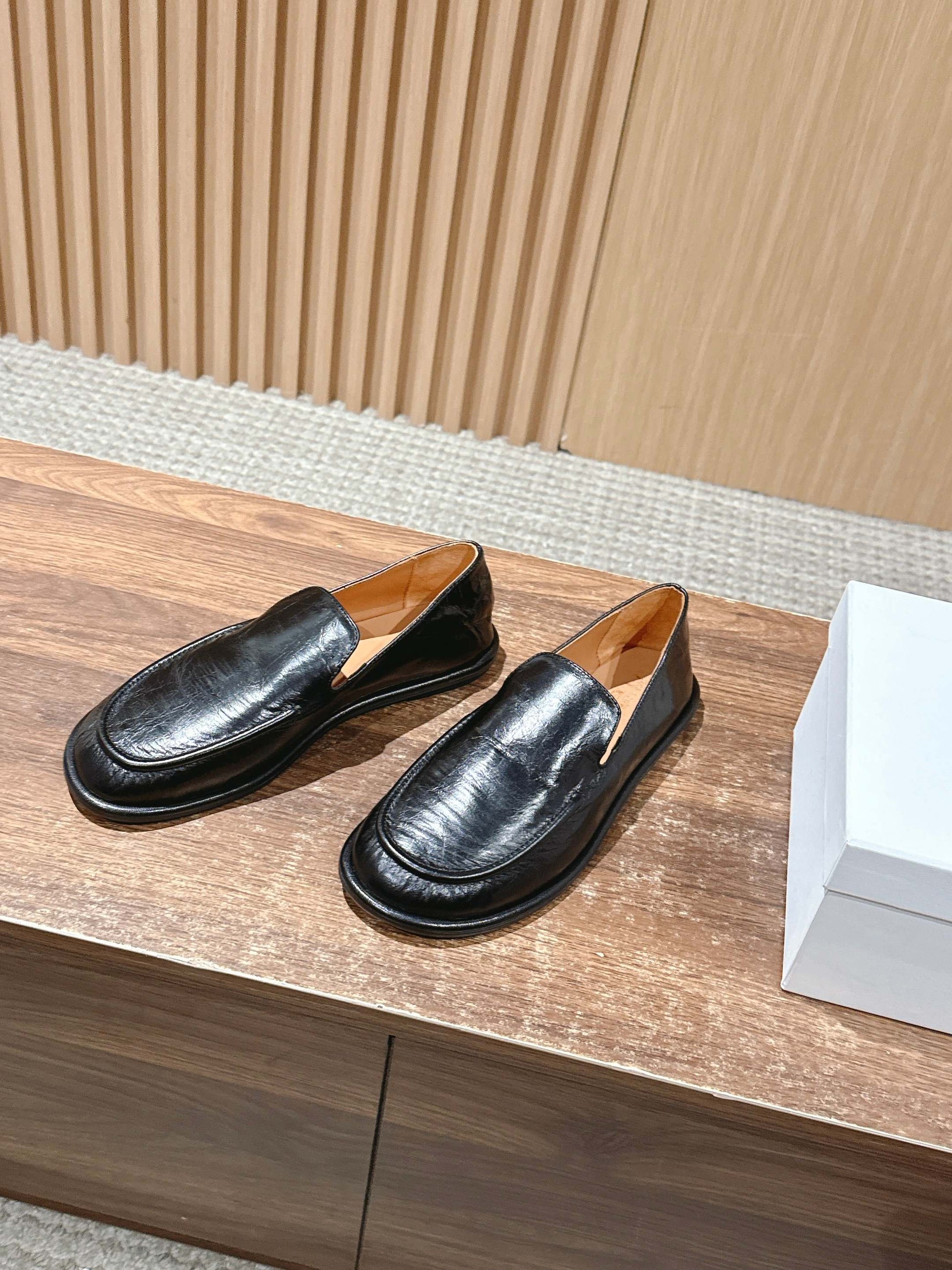 The Row Canal Loafer in Leather, Black