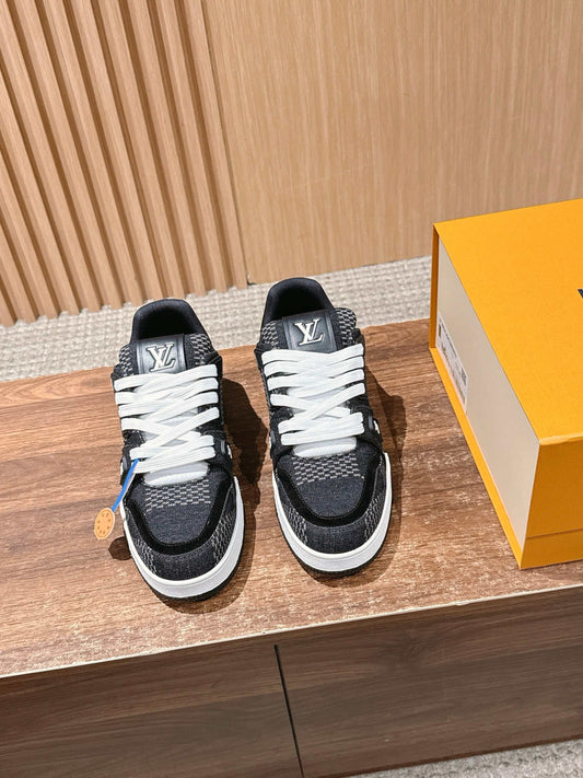 LV Trainer Series 49