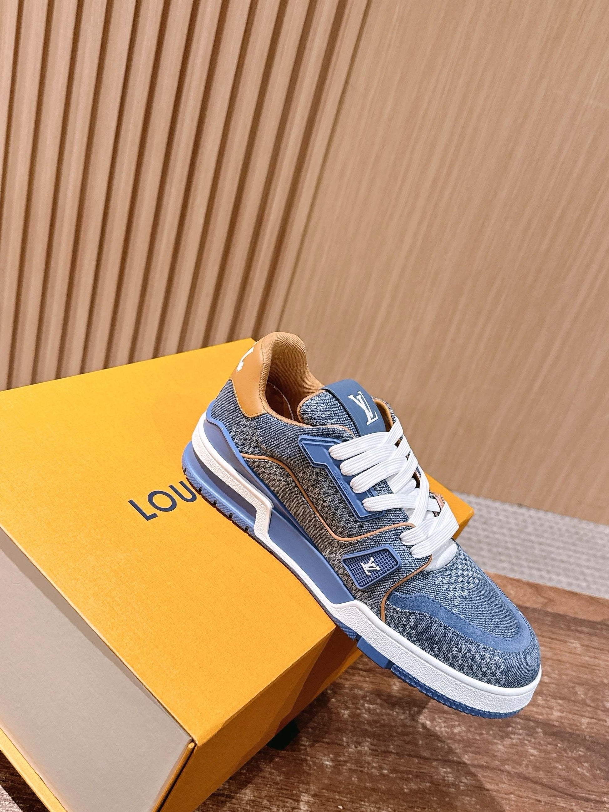 LV Trainer Series 48
