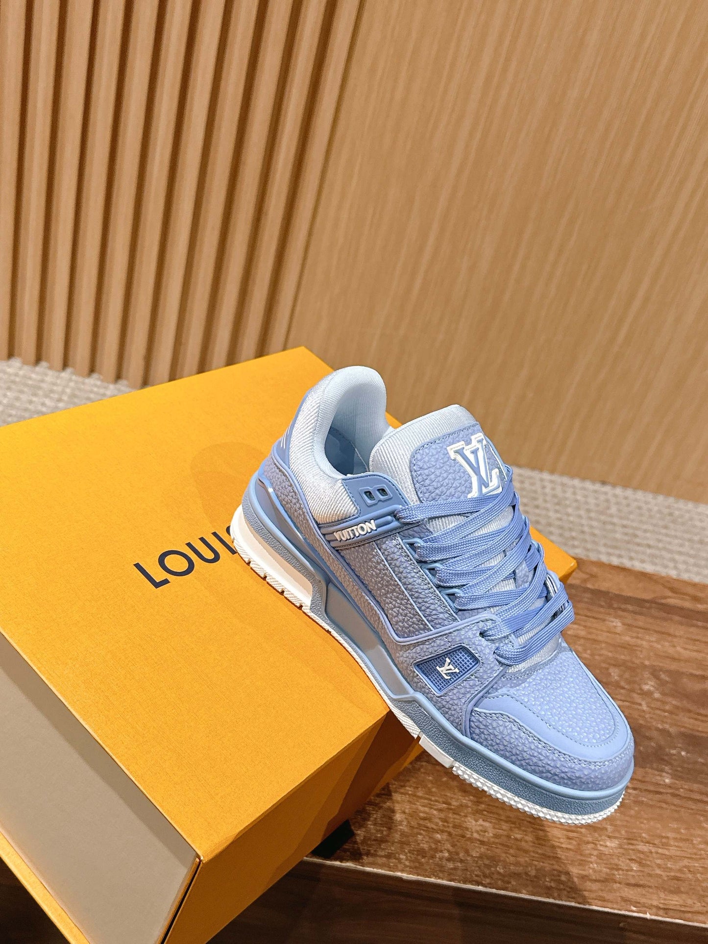 LV Trainer Series 47