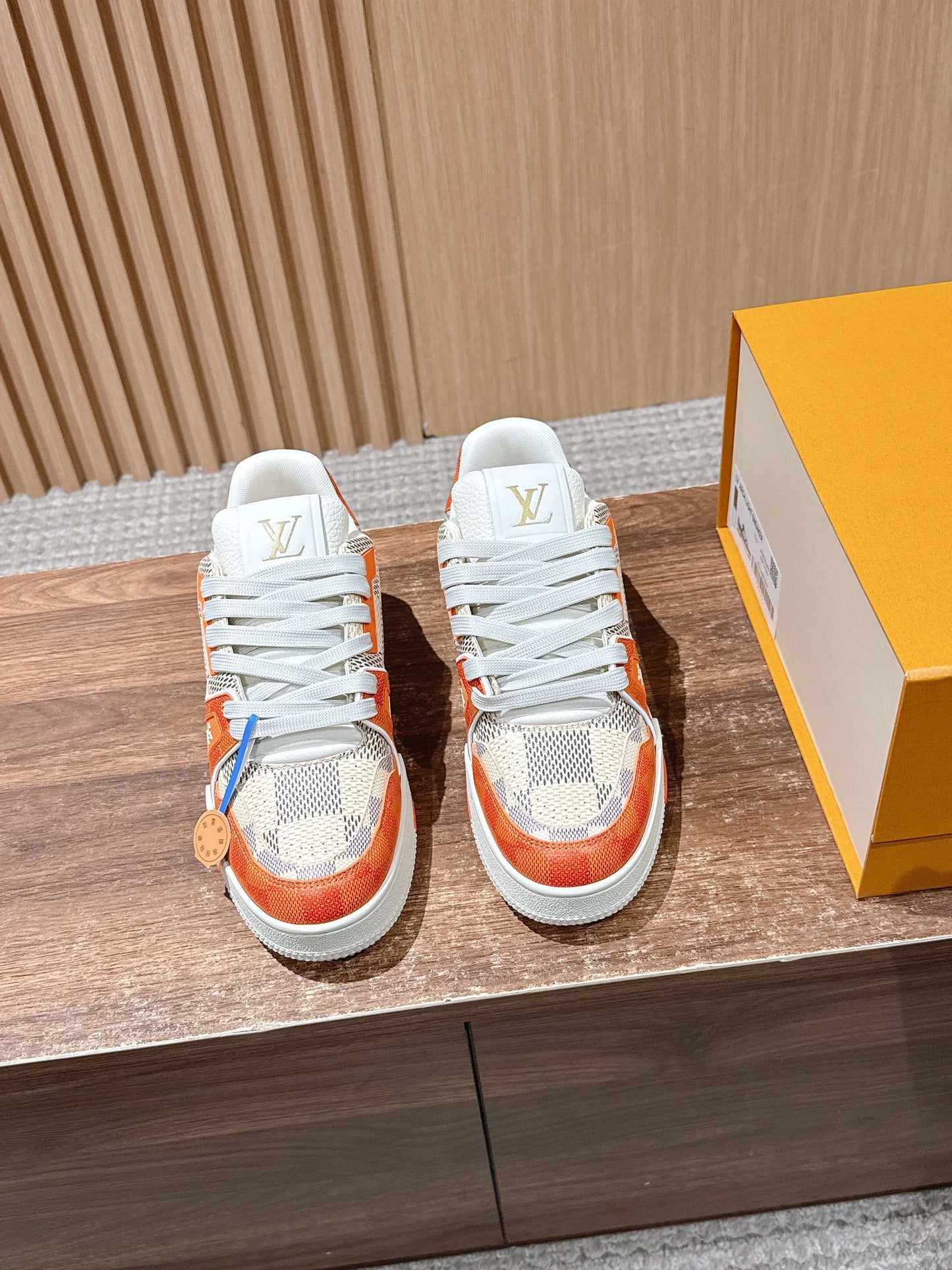 LV Trainer Series 43