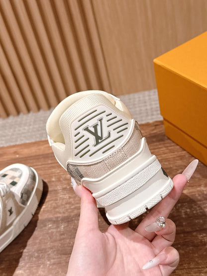 LV Trainer Series 42