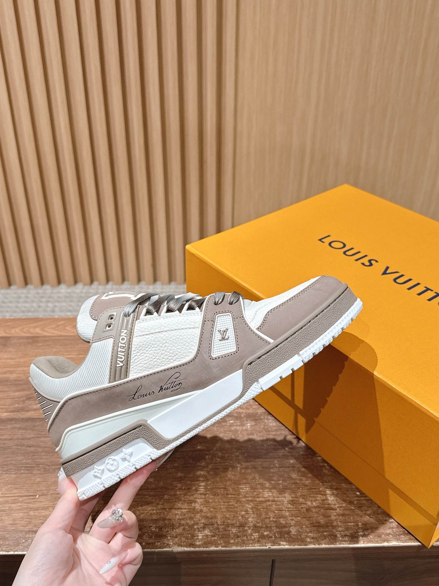 LV Trainer Series 37