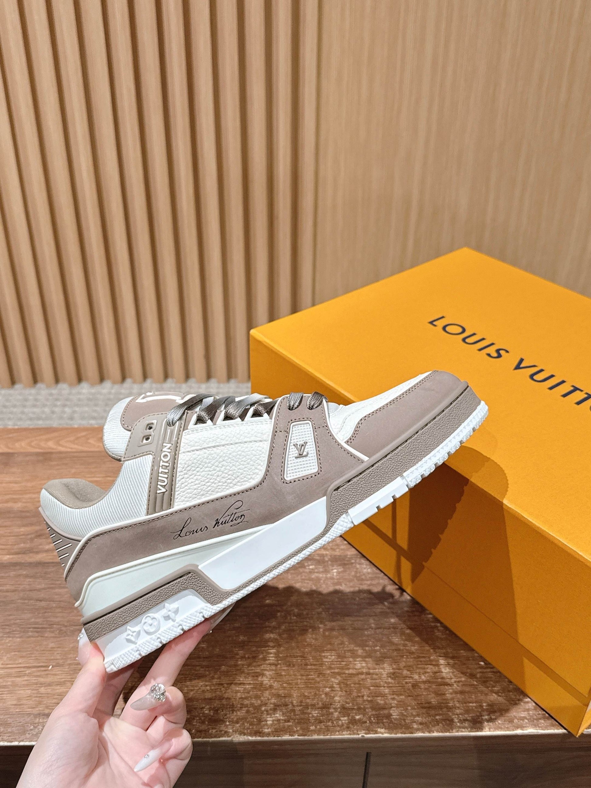 LV Trainer Series 37