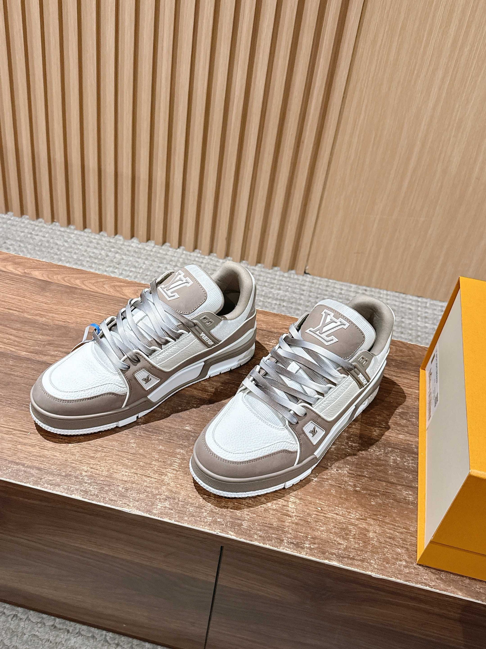 LV Trainer Series 37