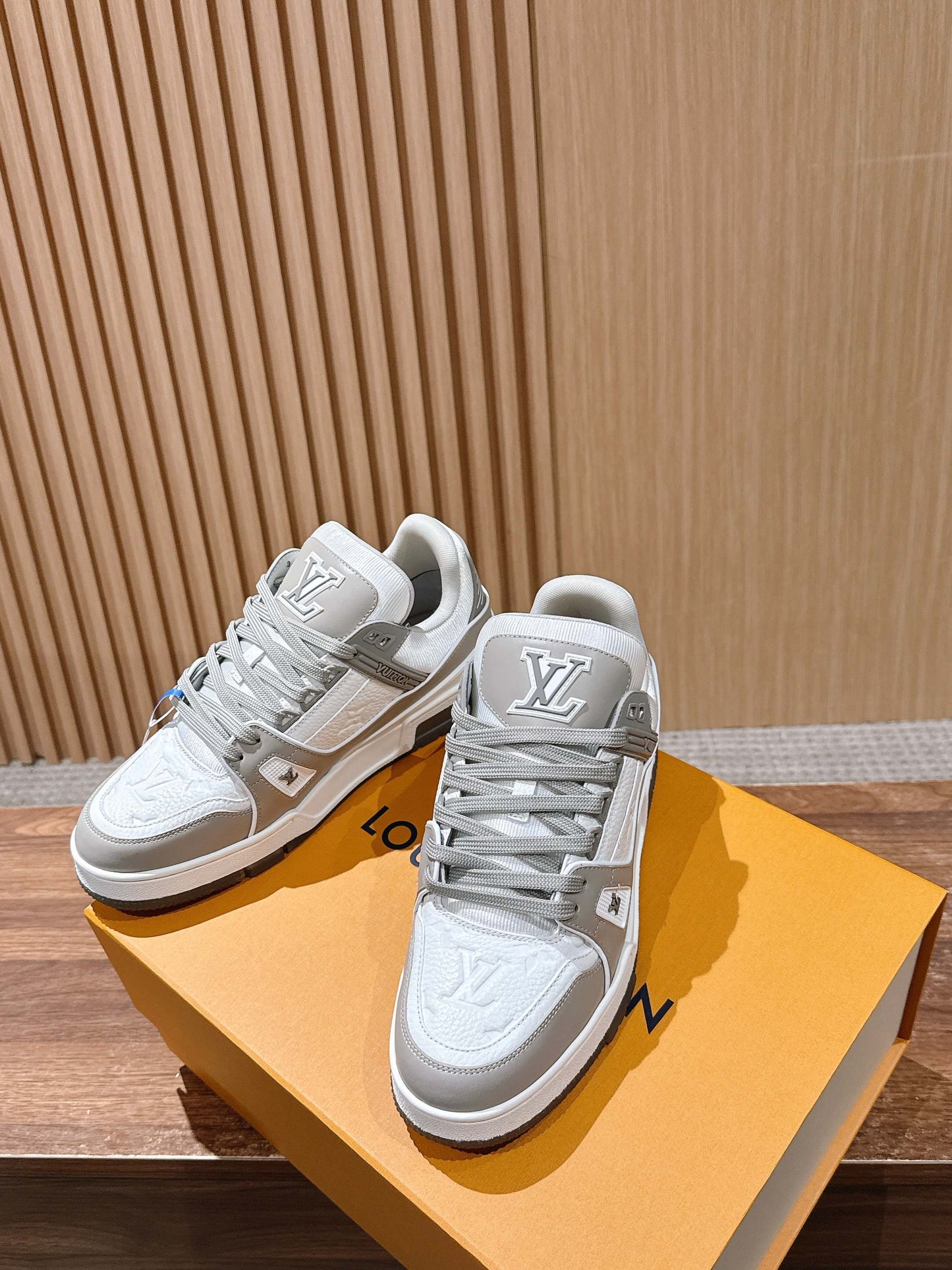 LV Trainer Series 36