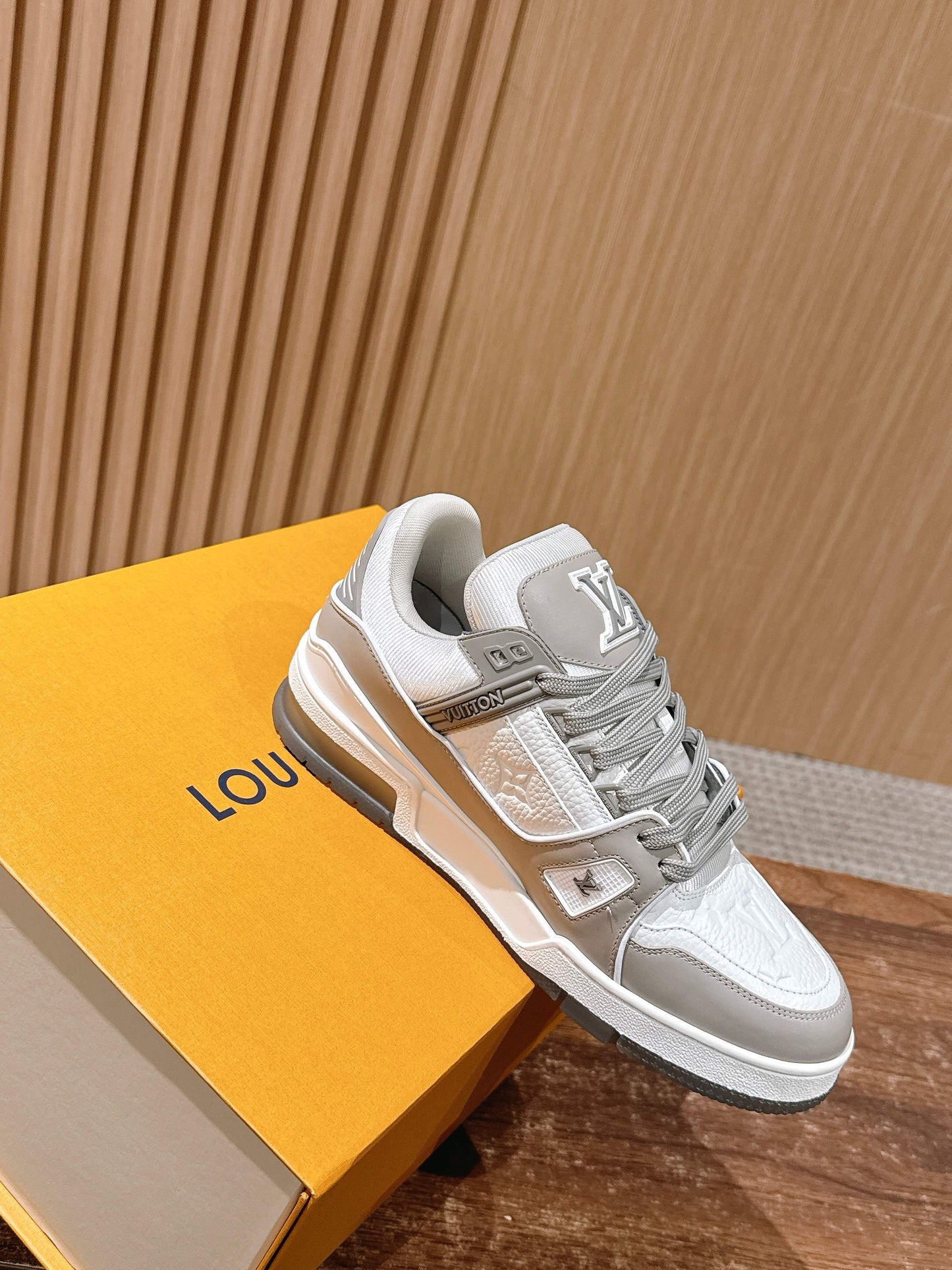 LV Trainer Series 36