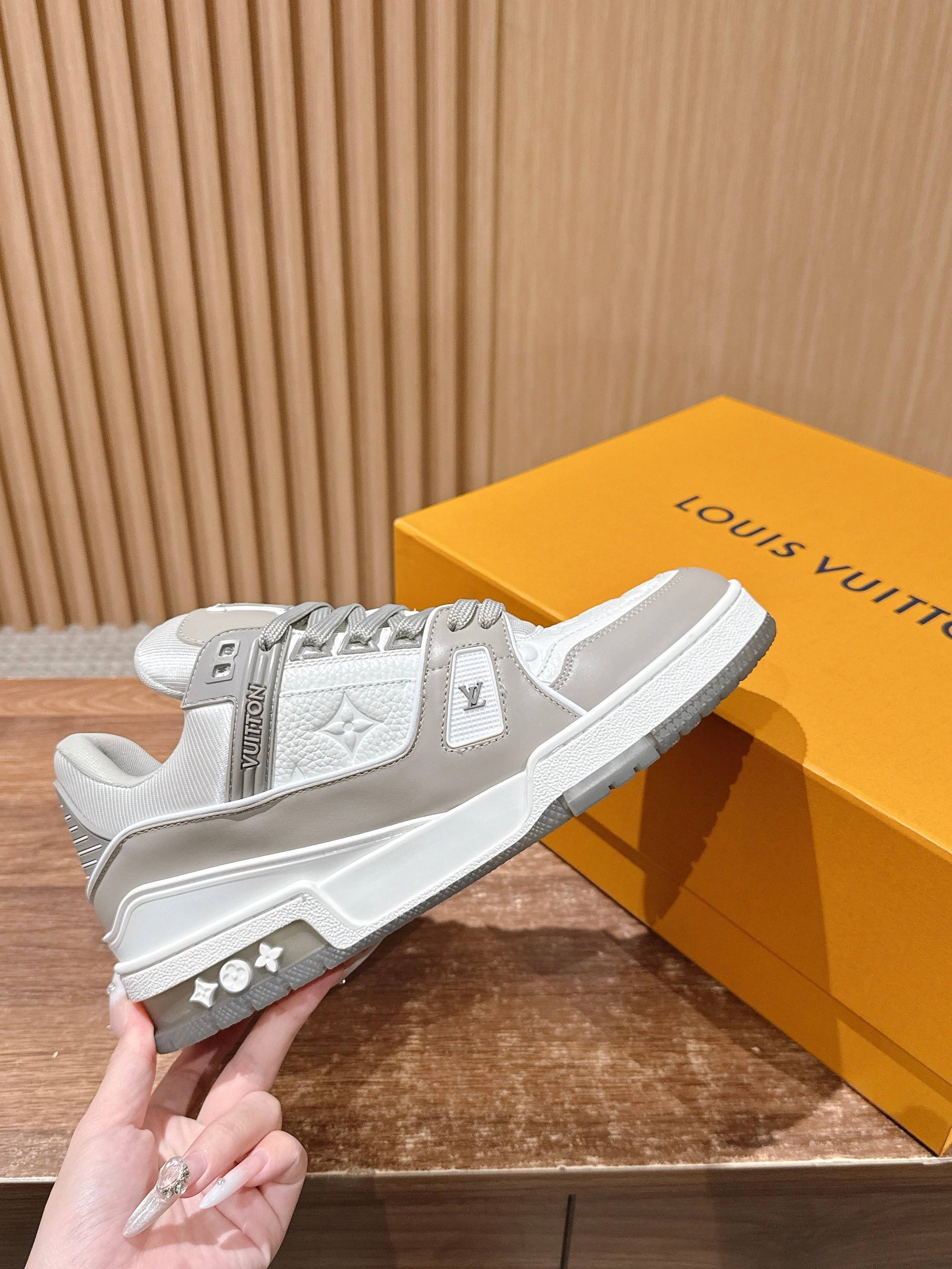 LV Trainer Series 36