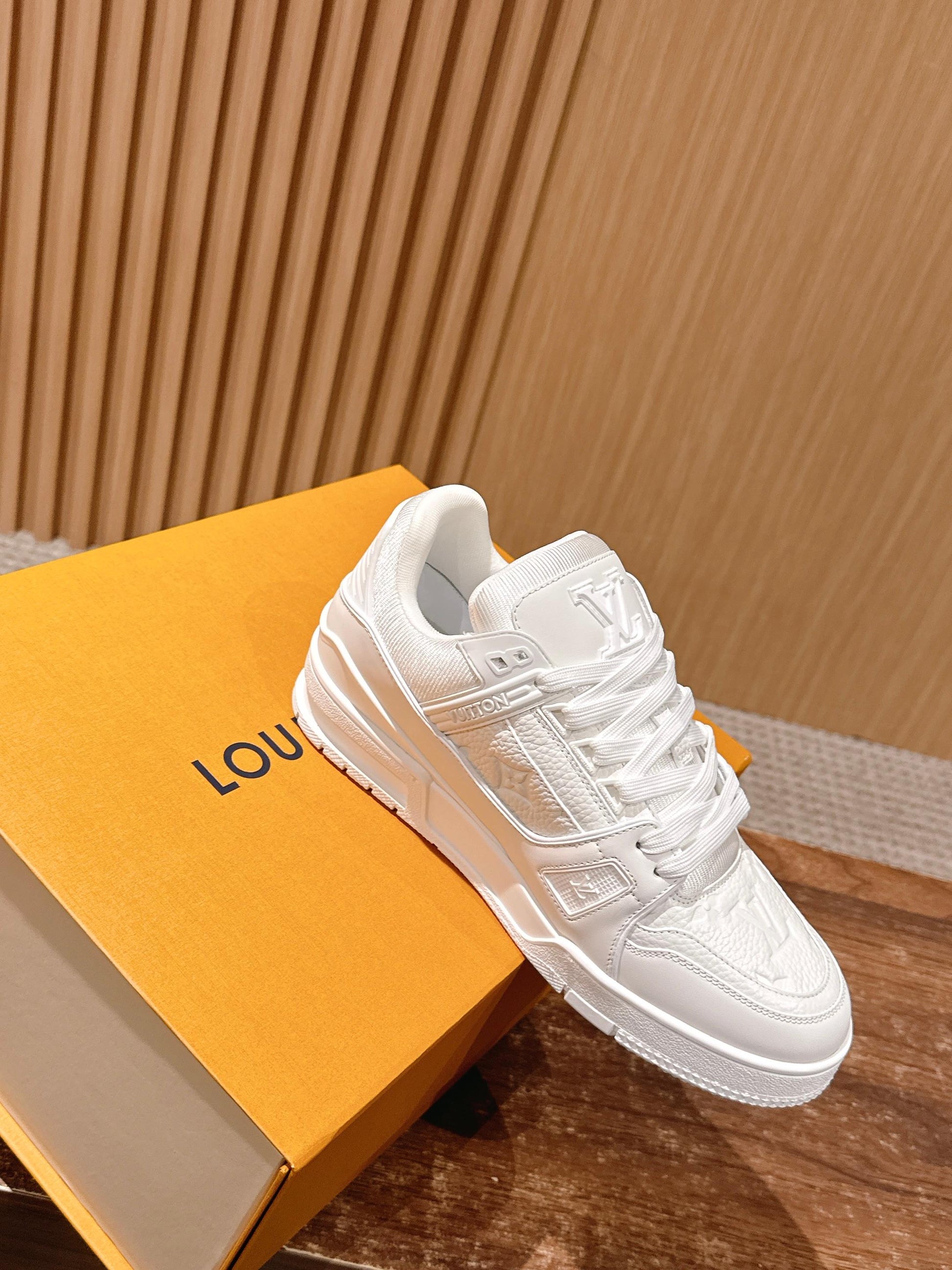 LV Trainer Series 35