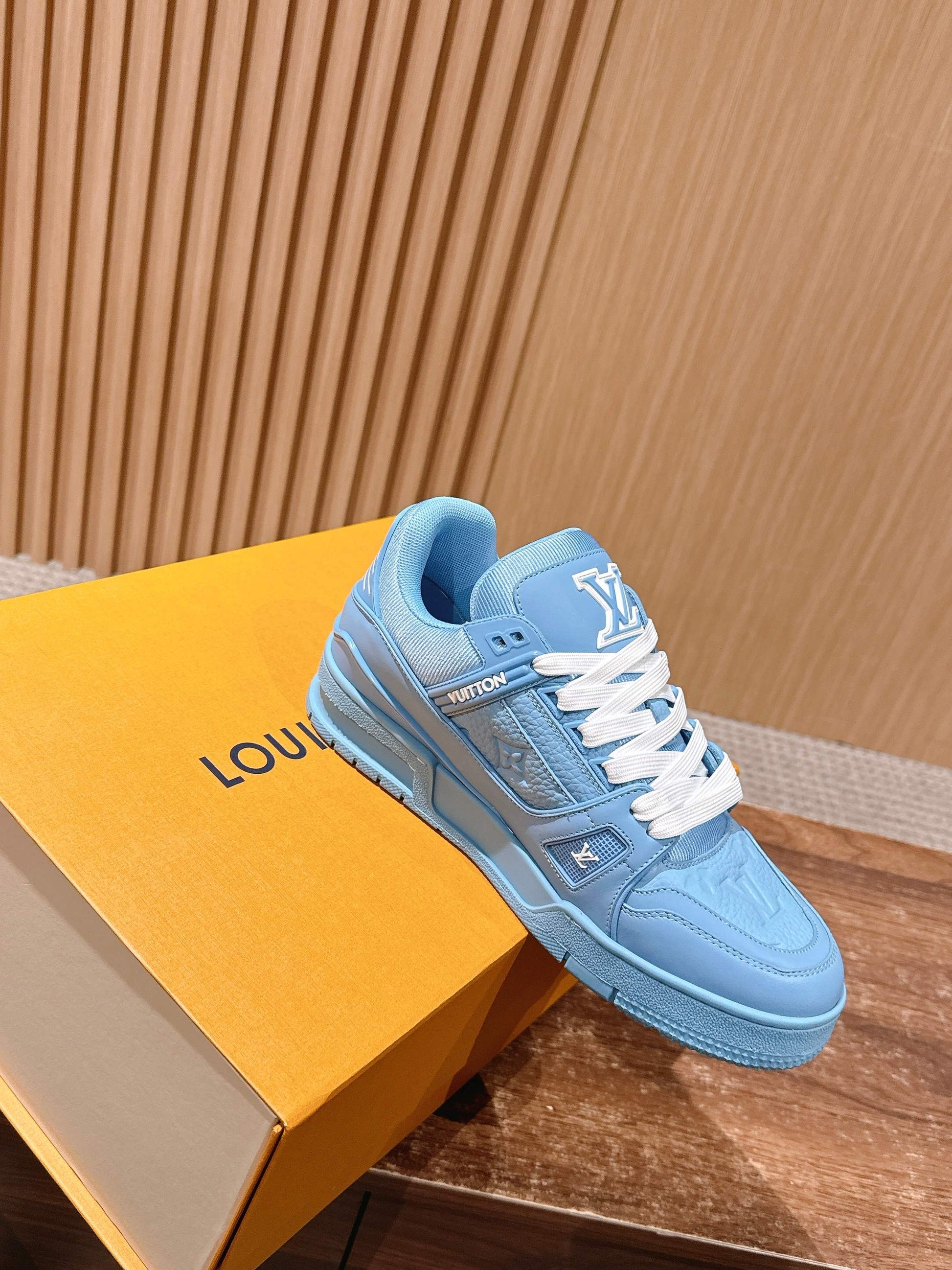 LV Trainer Series 34