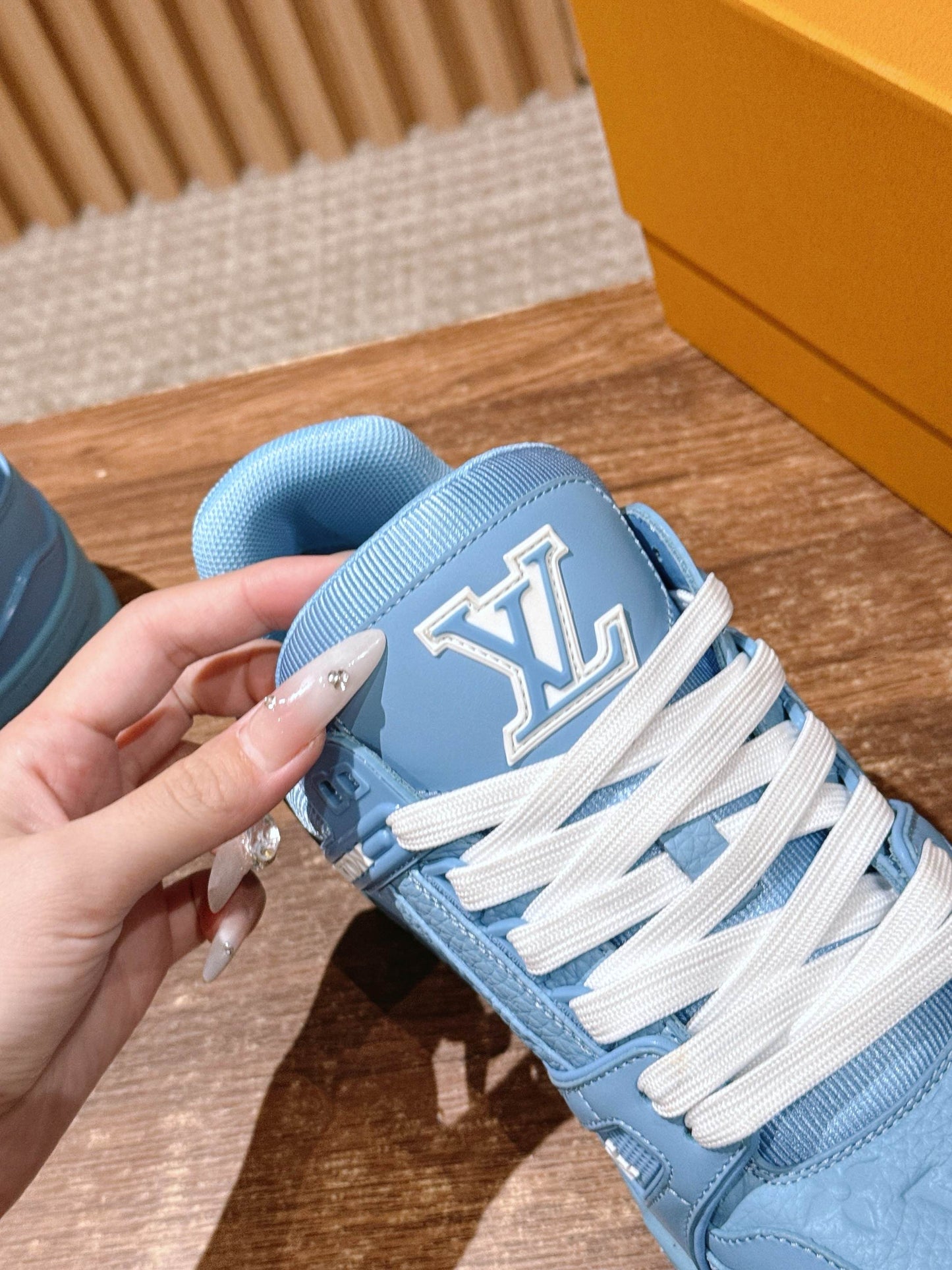 LV Trainer Series 34