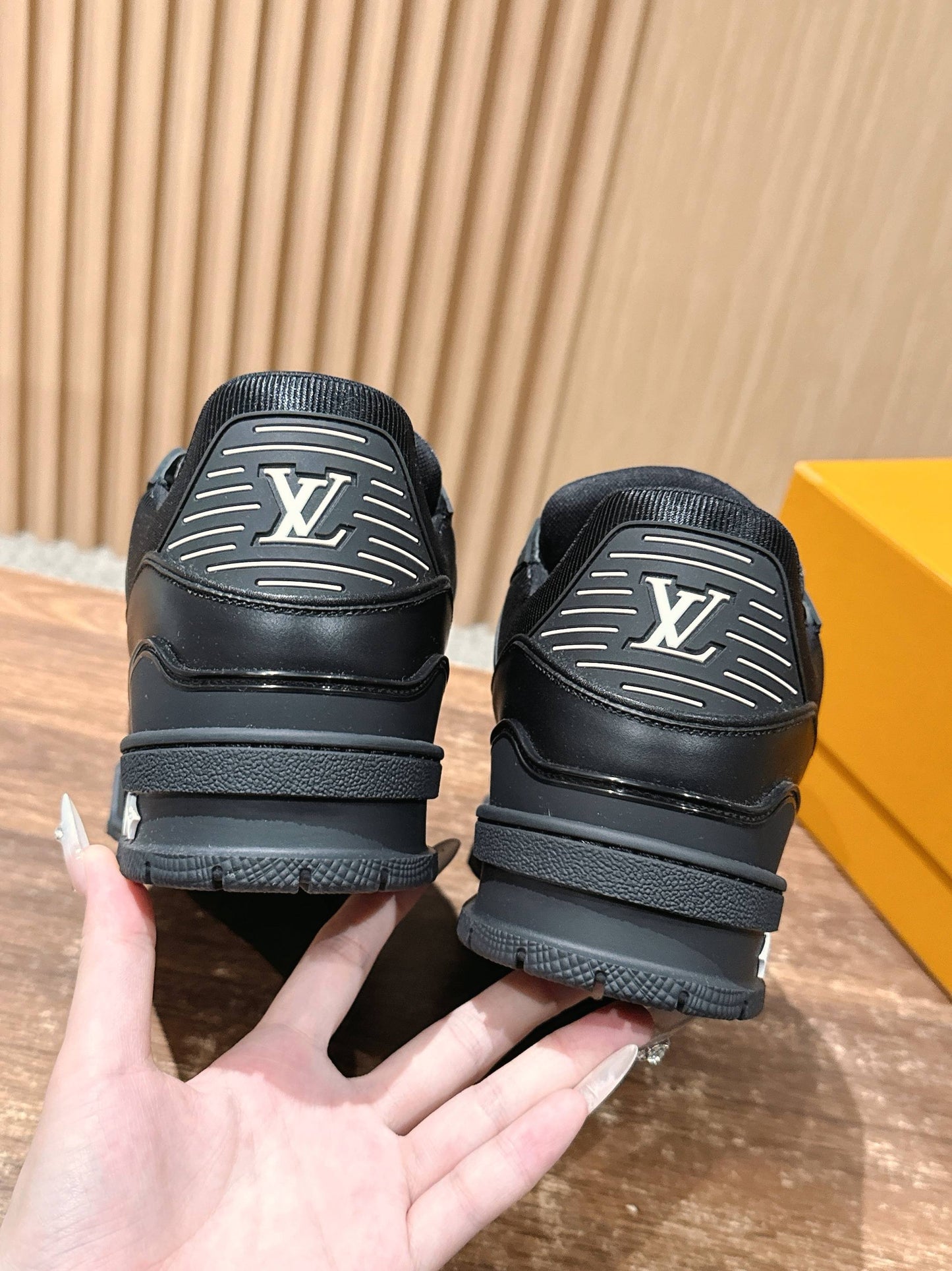 LV Trainer Series 33