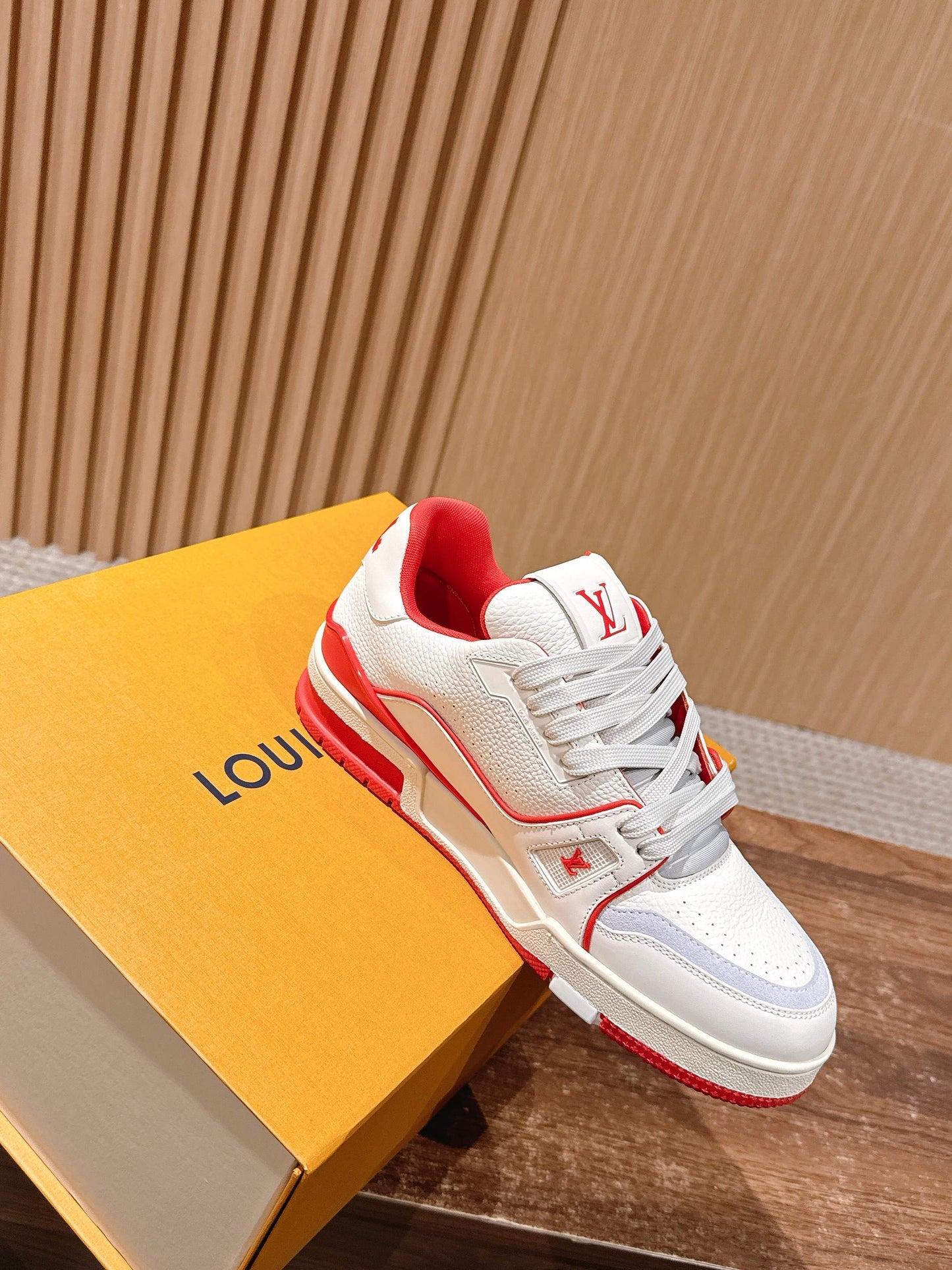 LV Trainer Series 30