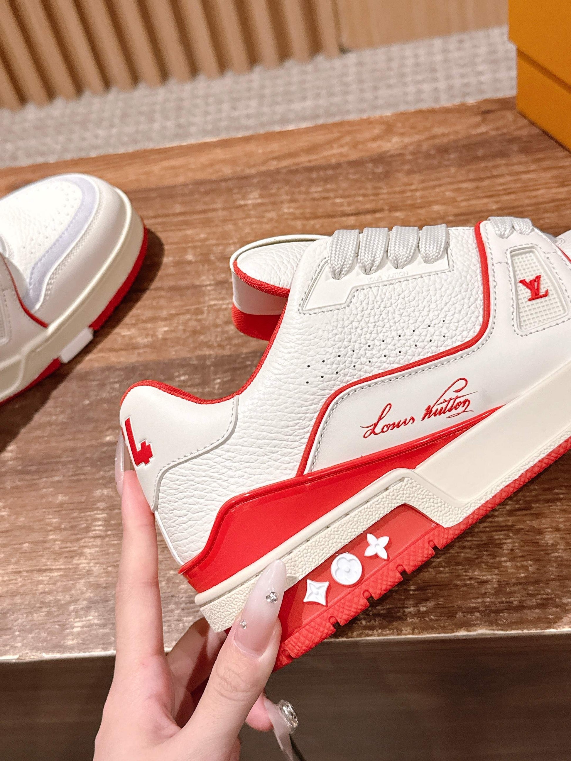 LV Trainer Series 30