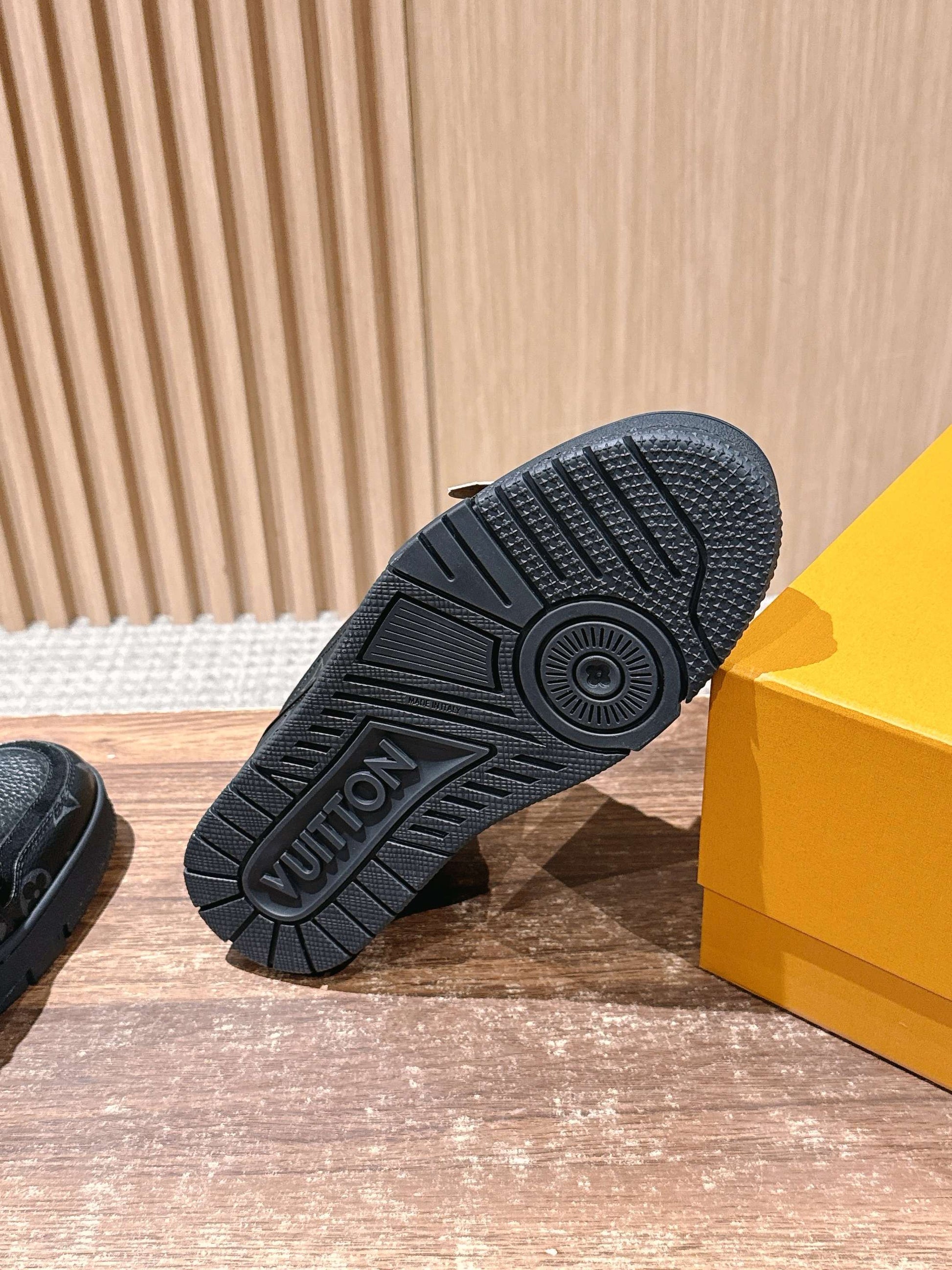 LV Trainer Series 26