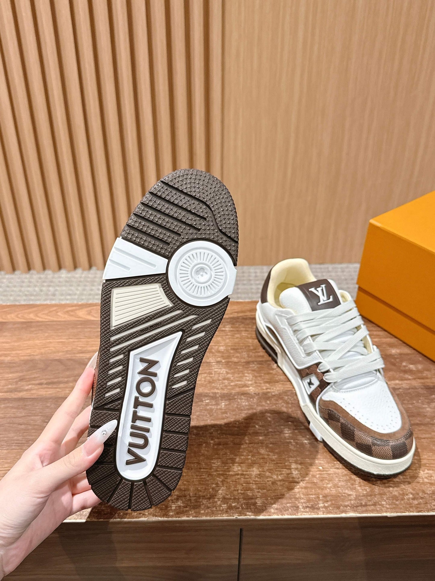 LV Trainer Series 25