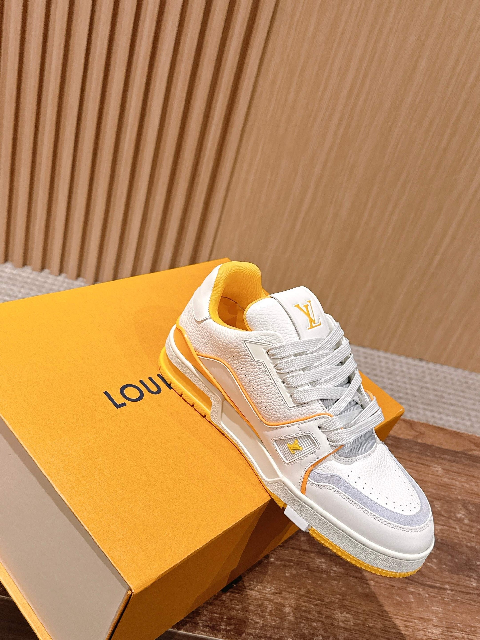 LV Trainer Series 28