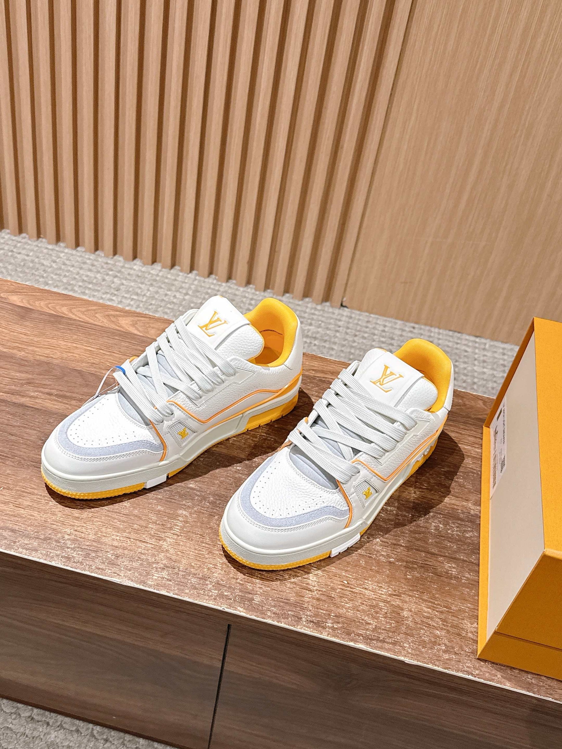 LV Trainer Series 28