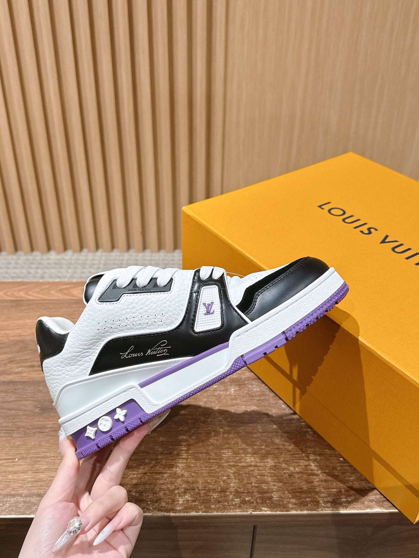 LV Trainer Series 27