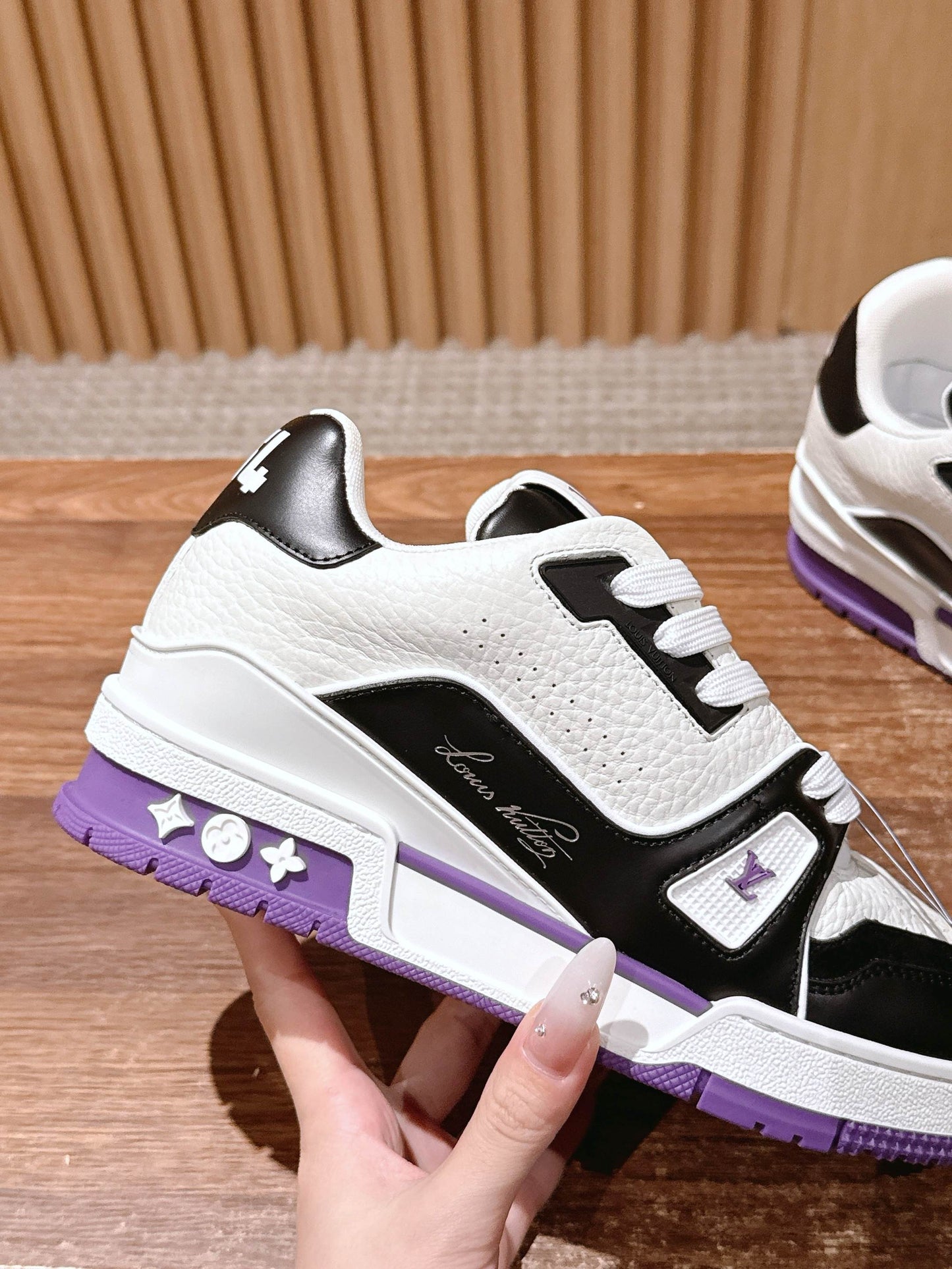 LV Trainer Series 27