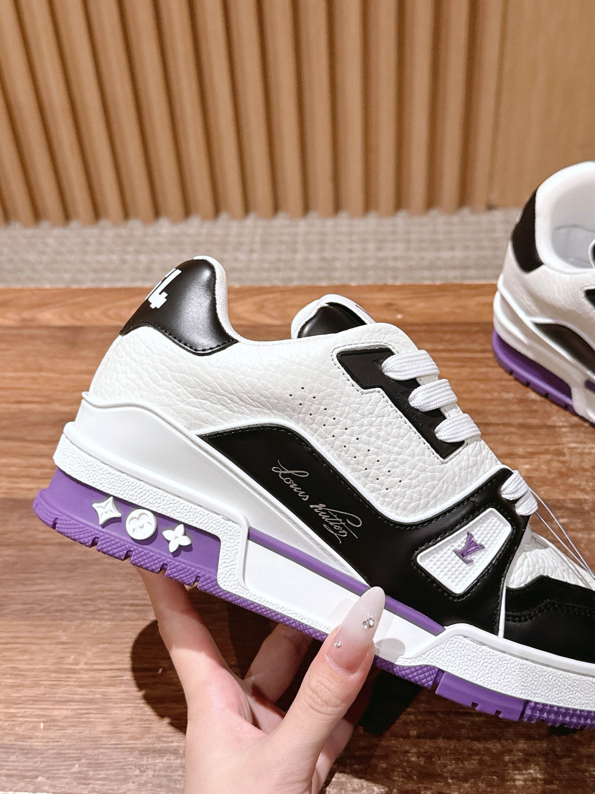 LV Trainer Series 27