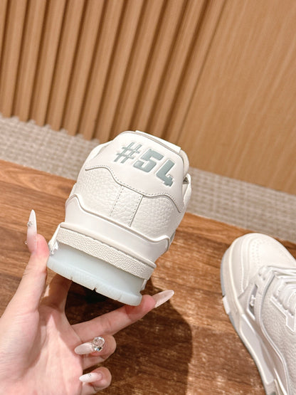 LV Trainer Series 24