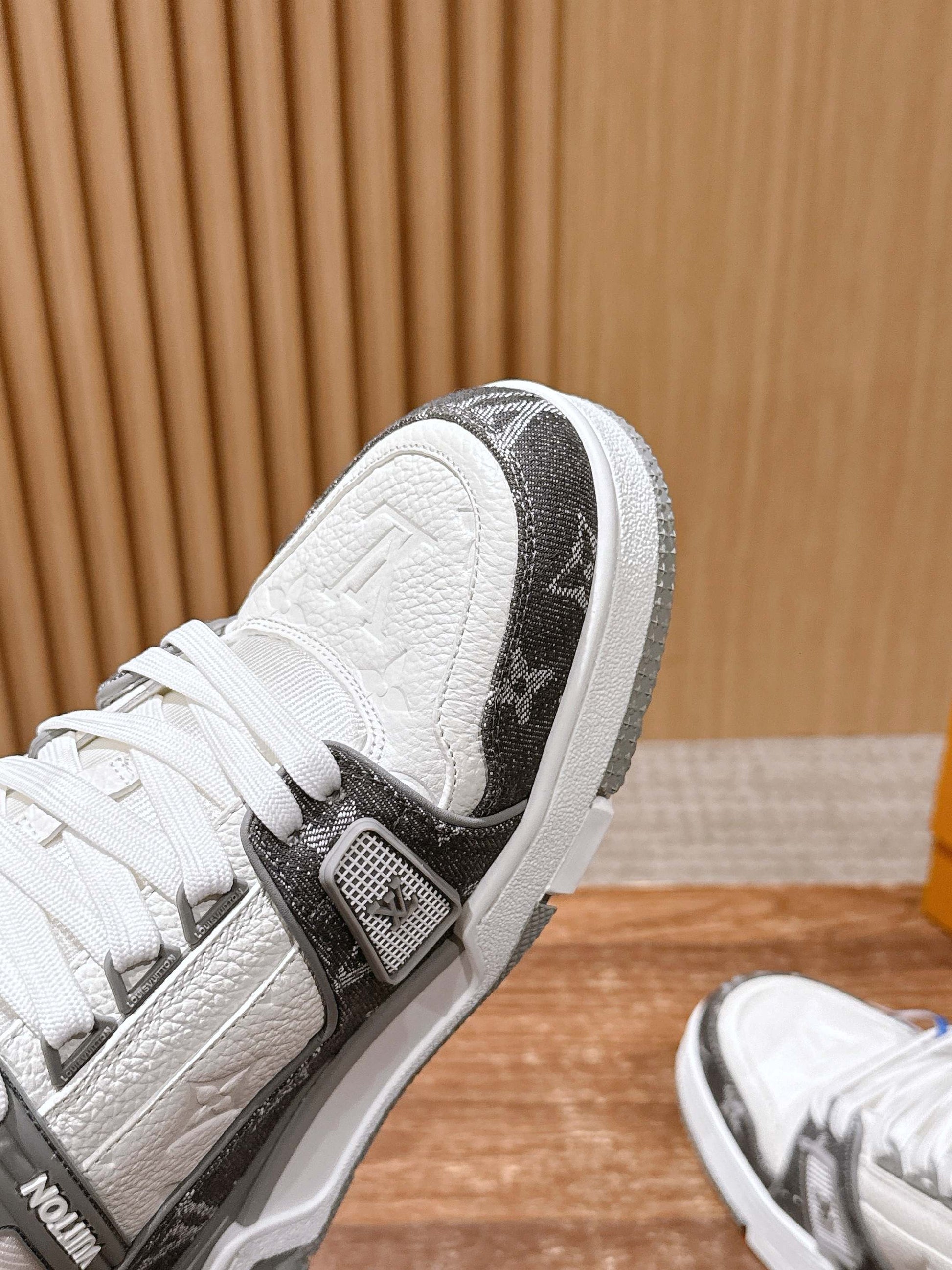 LV Trainer Series 20