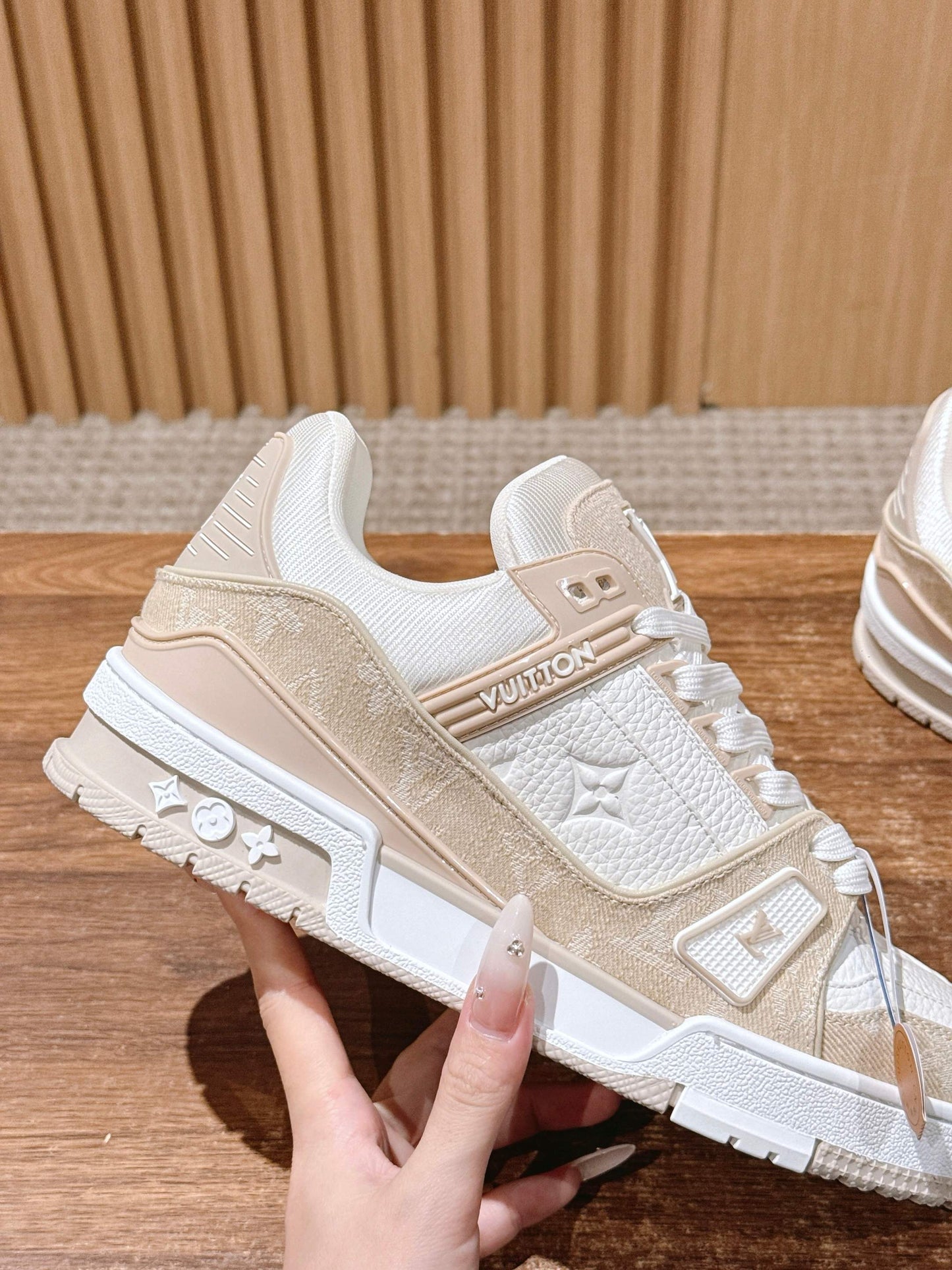LV Trainer Series 19
