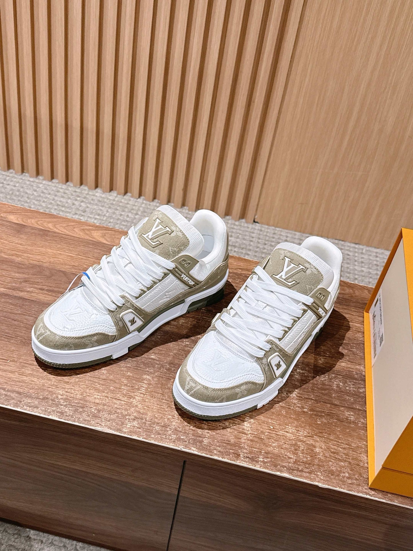 LV Trainer Series 17