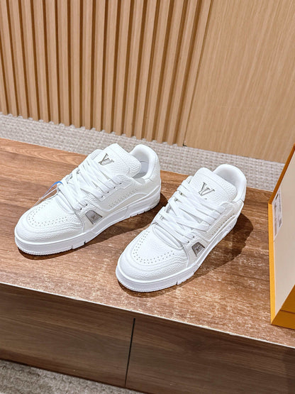 LV Trainer Series 16