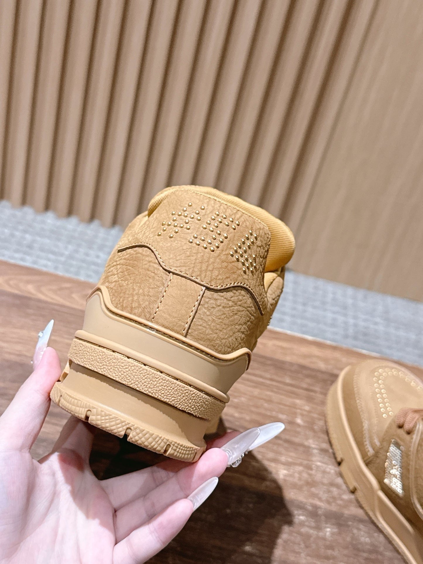 LV Trainer Series 15