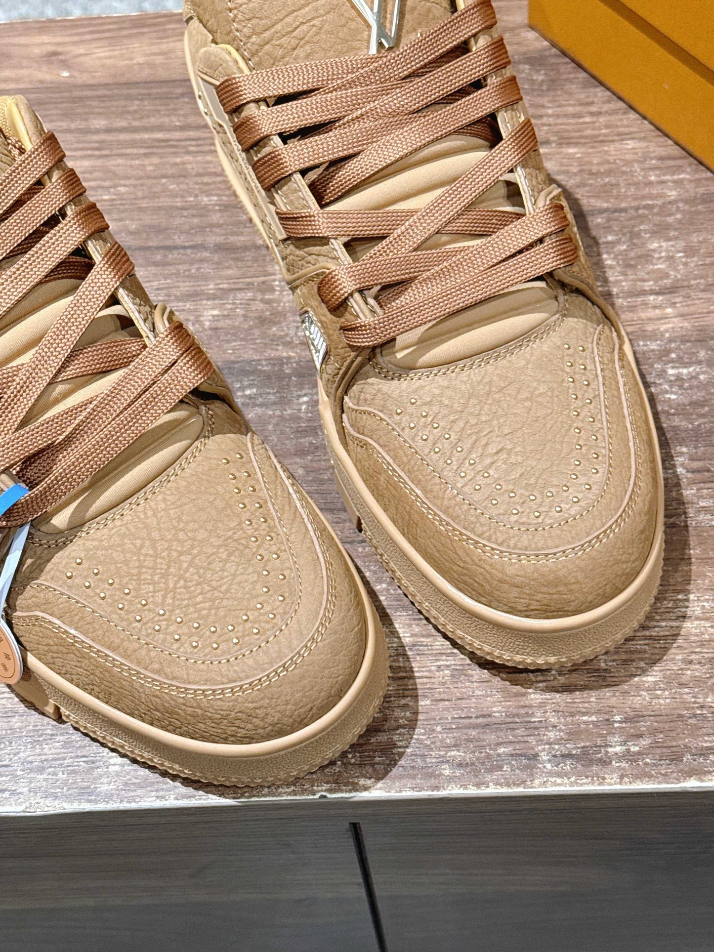 LV Trainer Series 15